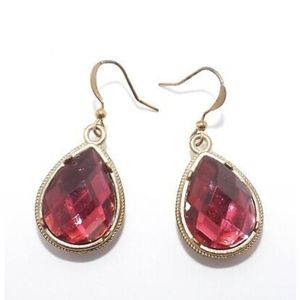 Vintage Czech Glass Ruby Red Gold tone Teardrop Dangle Earrings